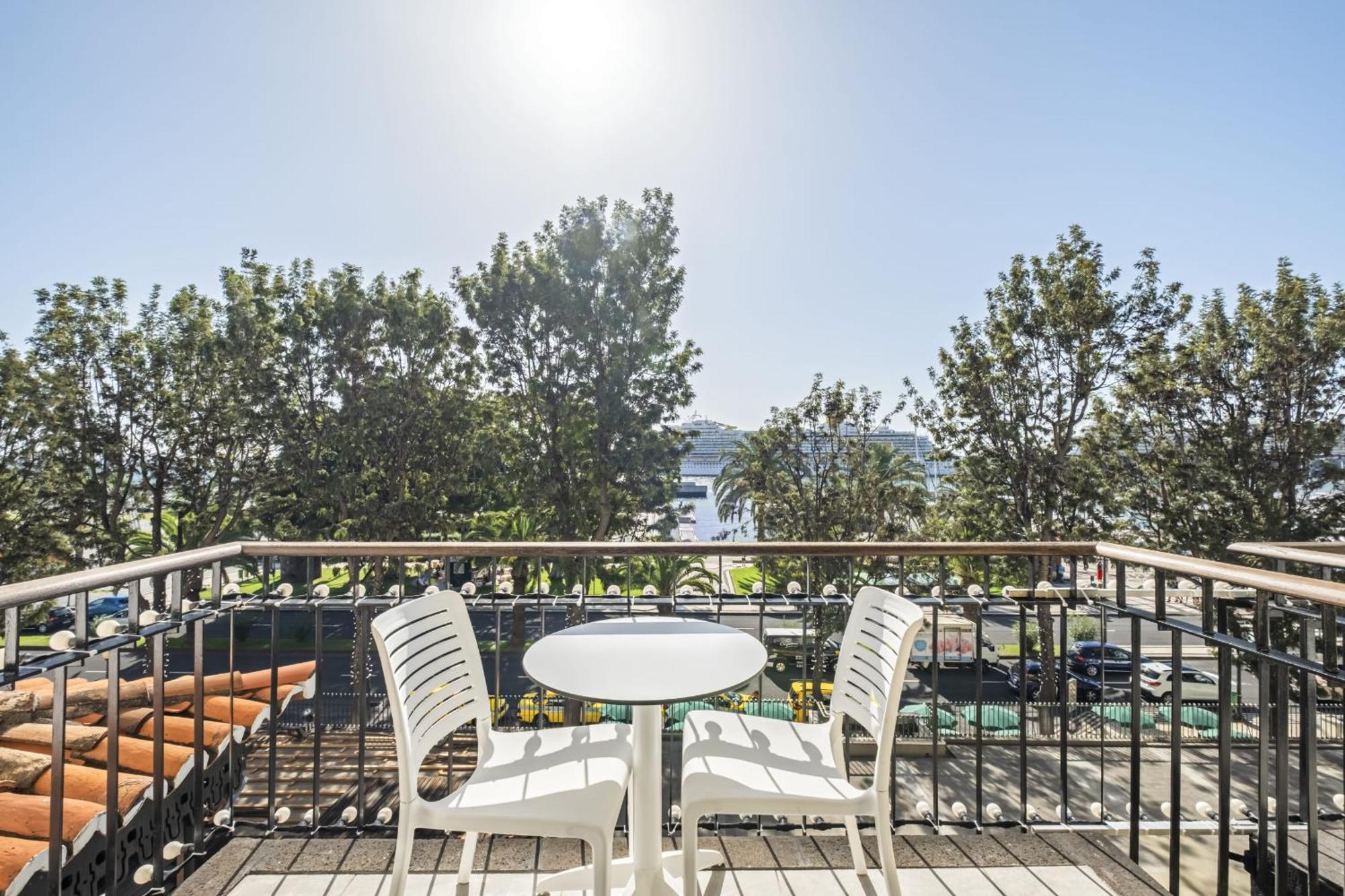 King David Suites By Madeira Sun Travel ฟุงชาล ภายนอก รูปภาพ