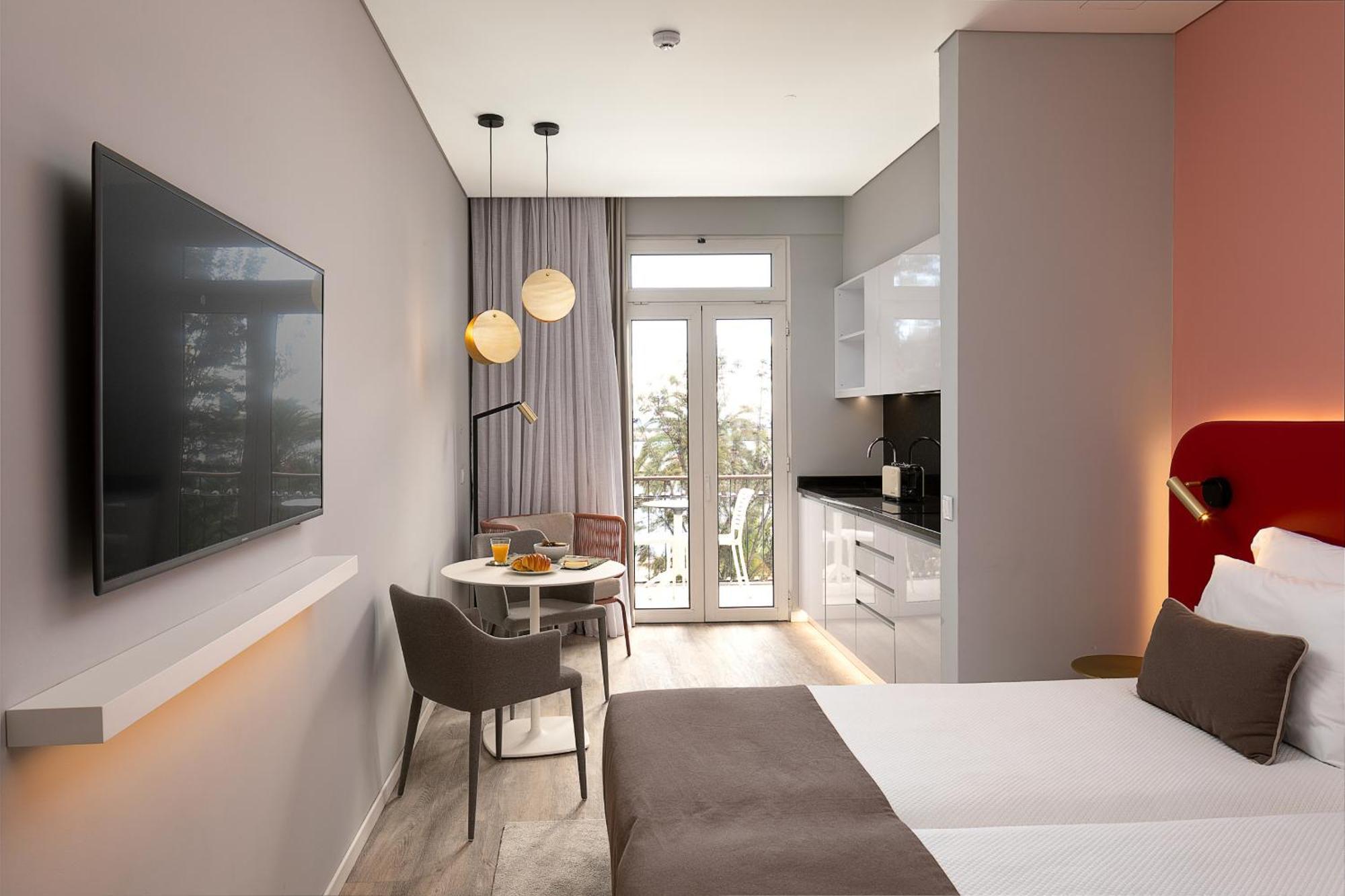 King David Suites By Madeira Sun Travel ฟุงชาล ภายนอก รูปภาพ