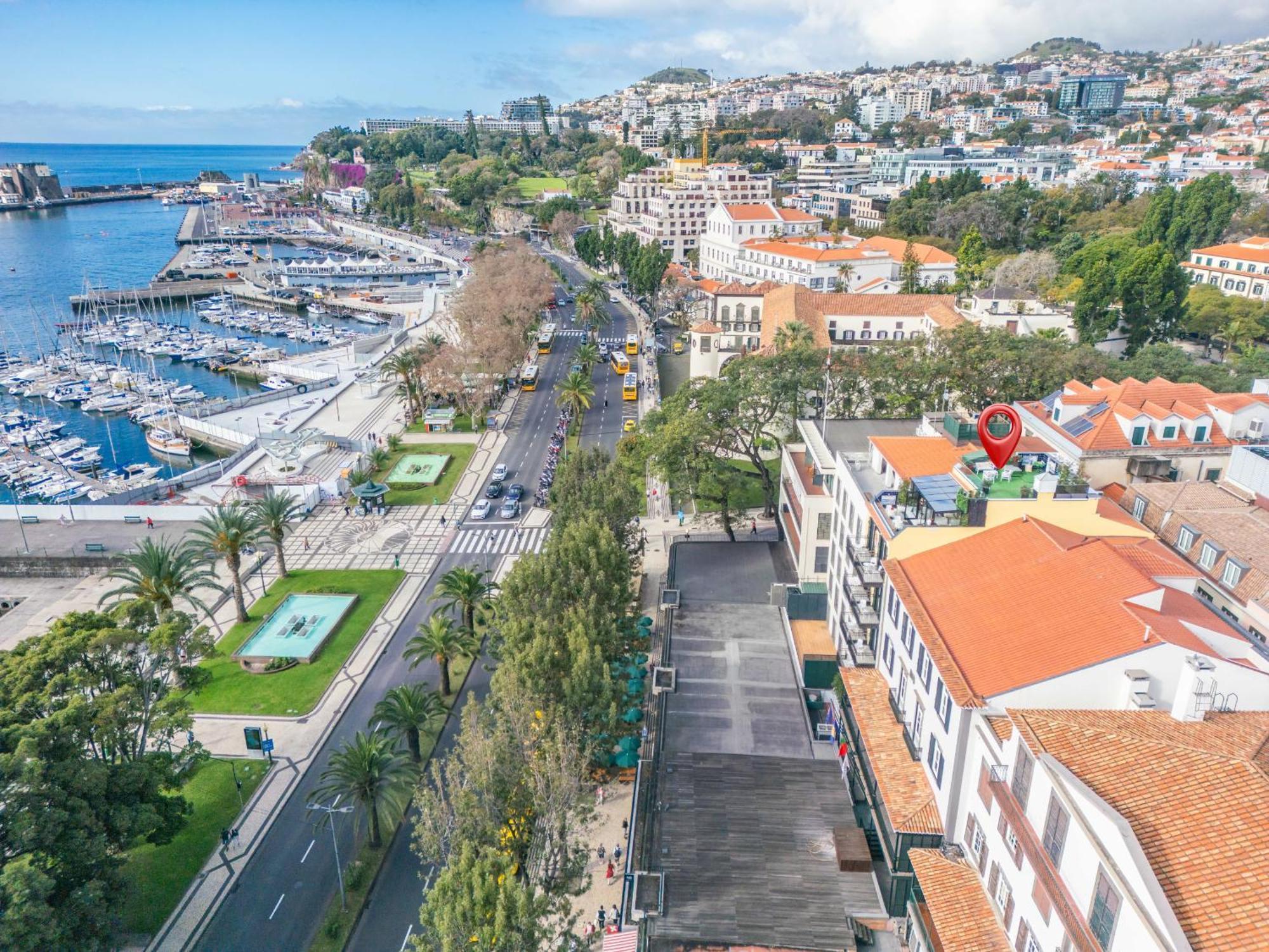 King David Suites By Madeira Sun Travel ฟุงชาล ภายนอก รูปภาพ